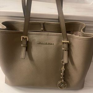 Micheal Kora tote